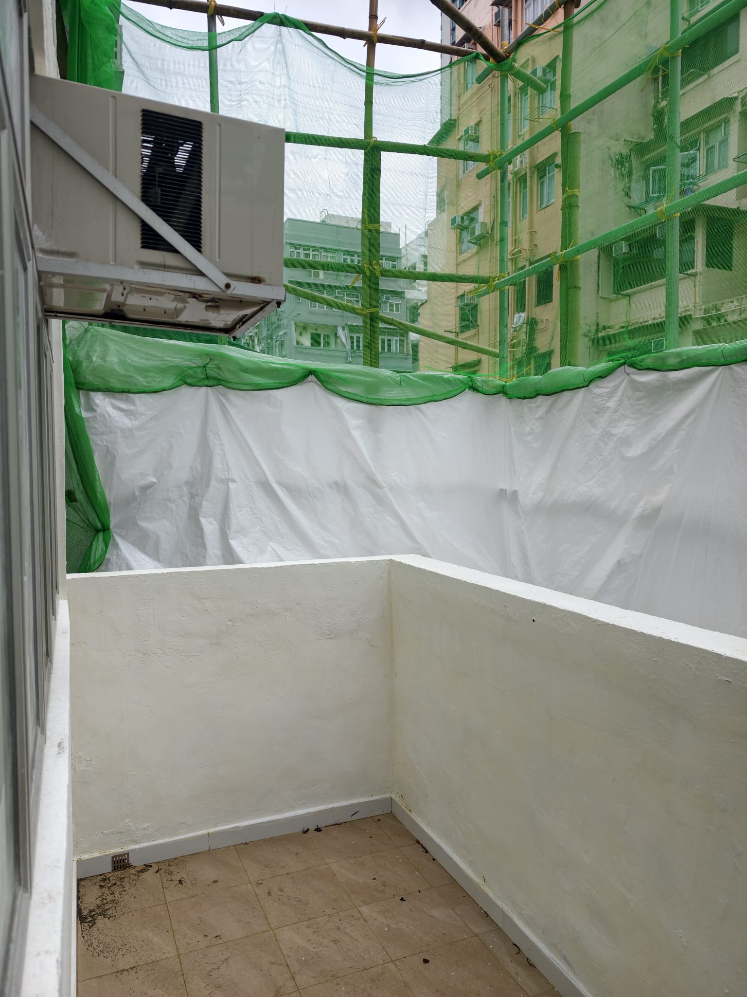 快捷妥工程 露台僭建還原後 - 屋宇署命令解除 清拆後安全露台